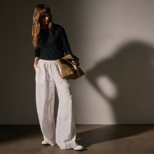 James Perse Soft Featherweight Cashmere Cropped Sweater Black