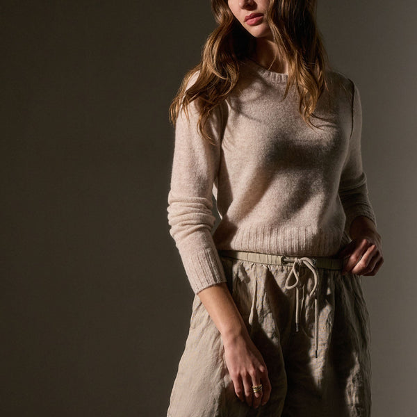 James Perse Soft Featherweight Cashmere Cropped Sweater Light Beige