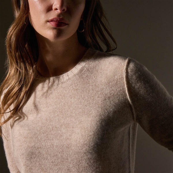 James Perse Soft Featherweight Cashmere Cropped Sweater Light Beige