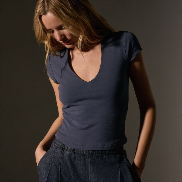 james perse Stretch Lotus Deep V Short Sleeve Tee Blue Noir