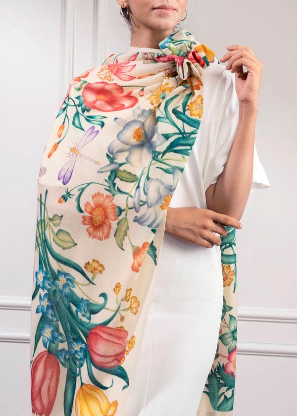 Janavi Bouquet Of Love In Cashmere