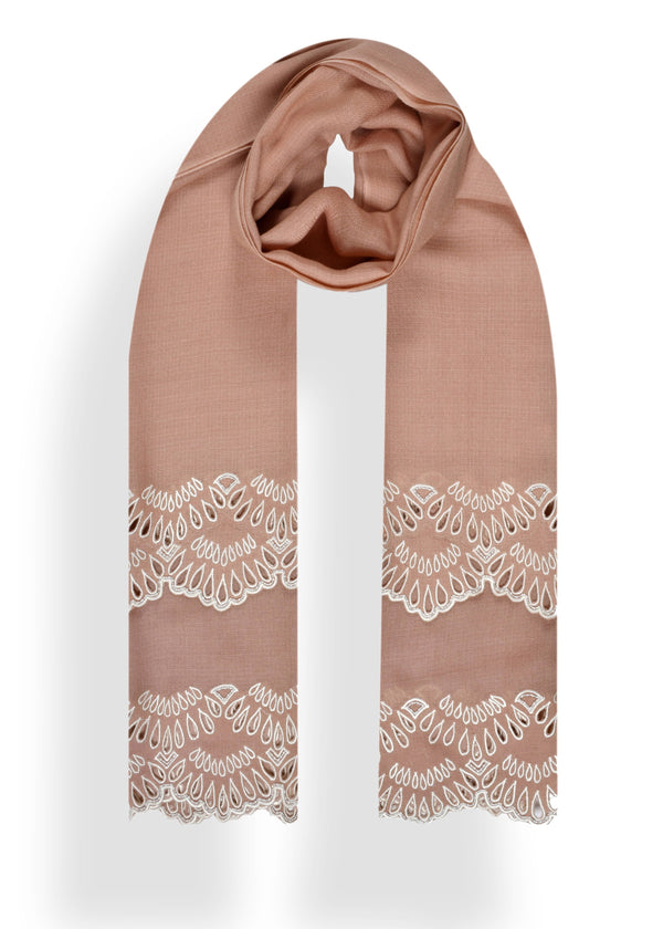 janavi Double Scalloped Border in Merino