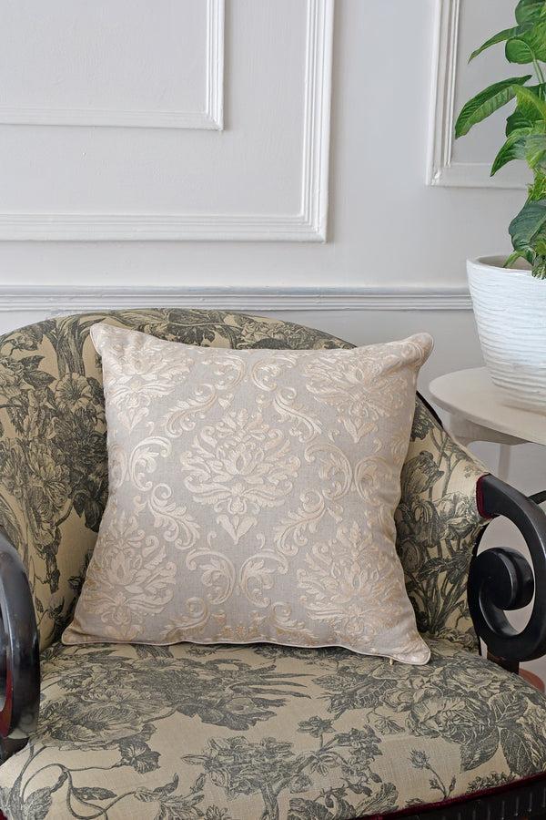 Janavi Regal Damask