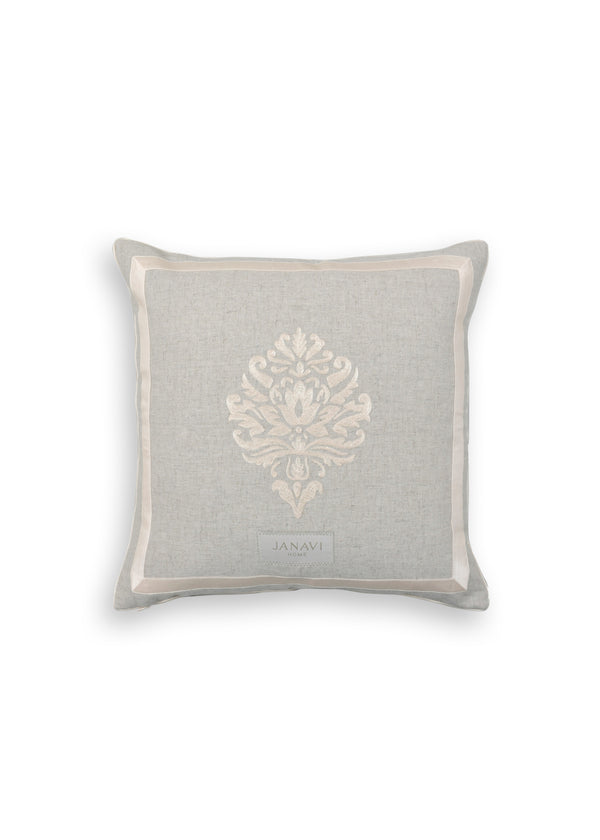 Janavi Regal Damask