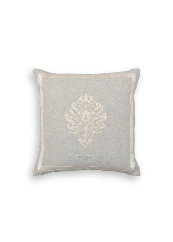 Janavi Regal Damask