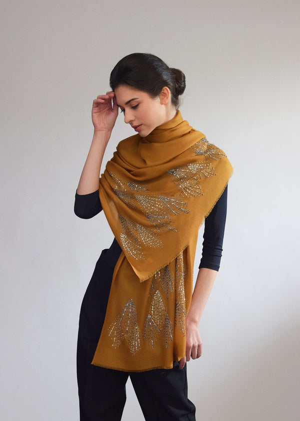 Janavi Shining Art In Cashmere