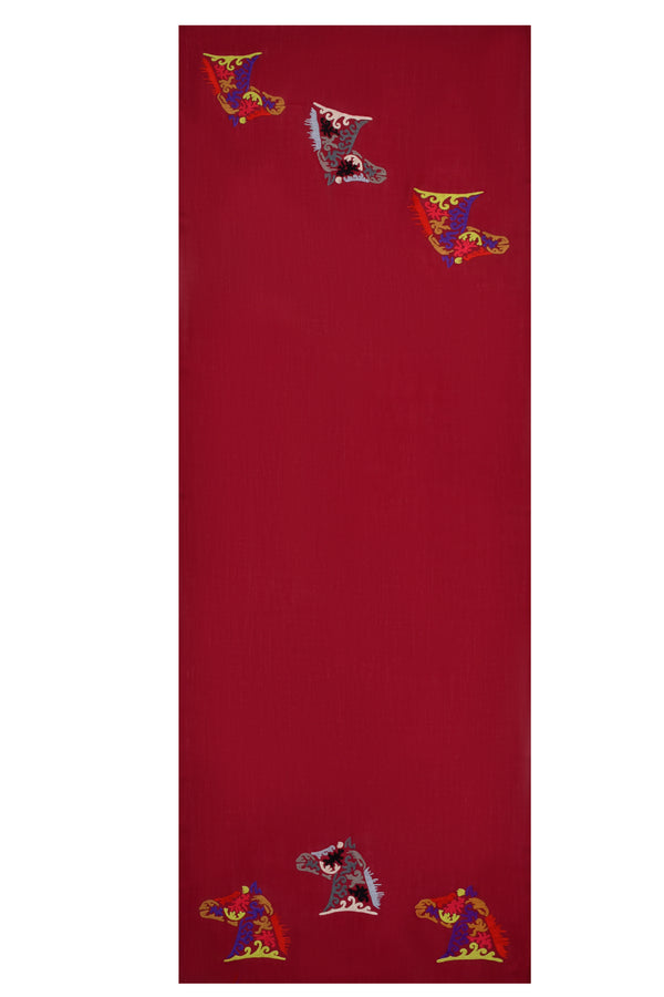 Janavi Swirl Horse In Merino