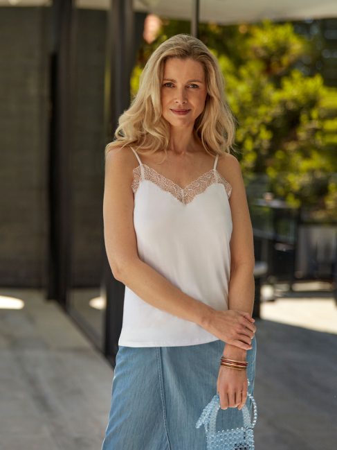 janira Cta. B Hederia Modal