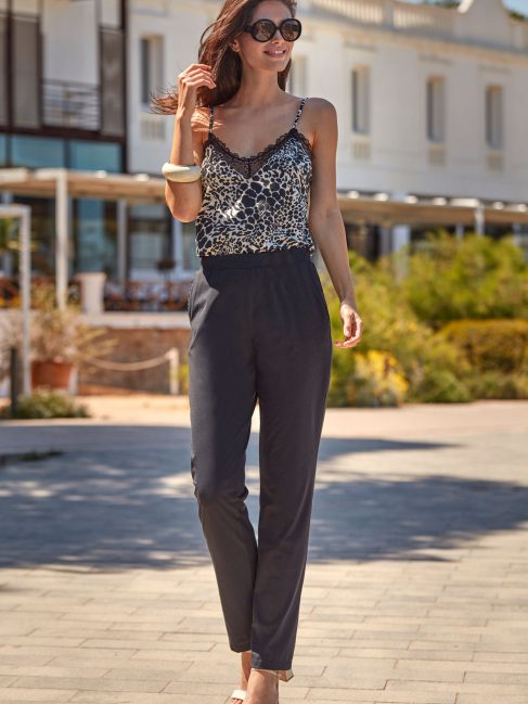 Janira Pants Stretchy Legs