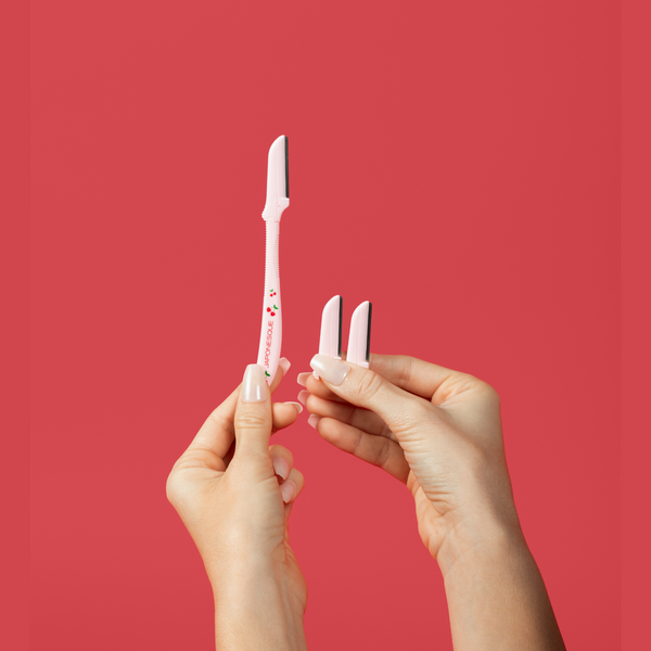 japonesque Precision Dermaplaner Cherries