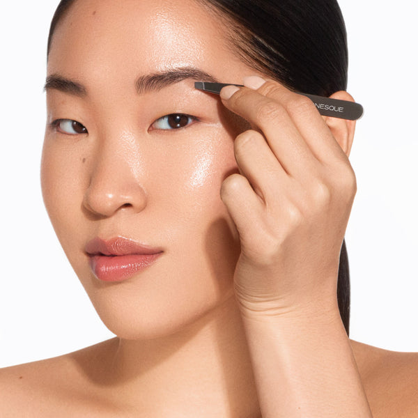 Japonesque Slant Tweezer