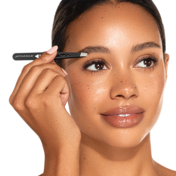 Japonesque Slant Tweezer Midnight