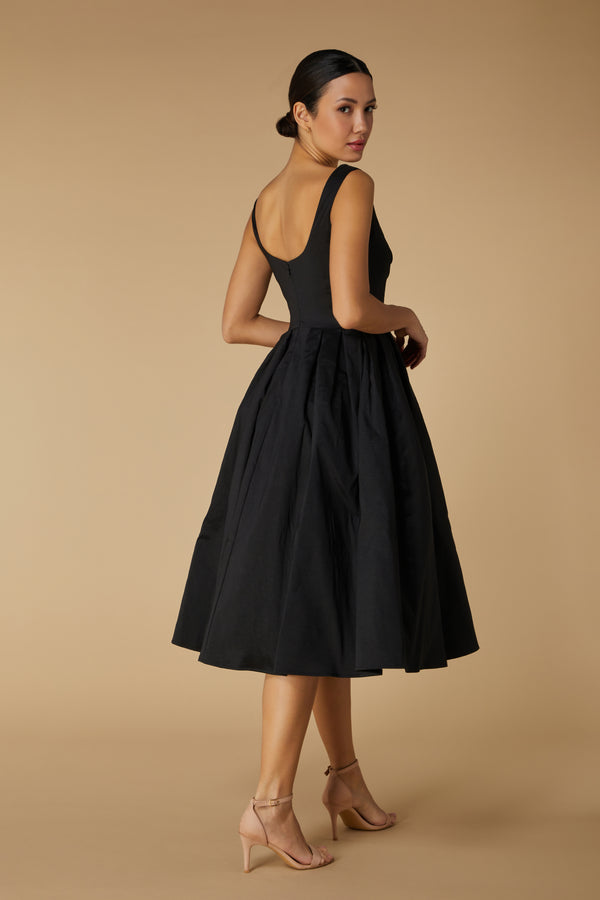 Jarlo Rene A-Line Midi Dress With Sweetheart Neckline Black