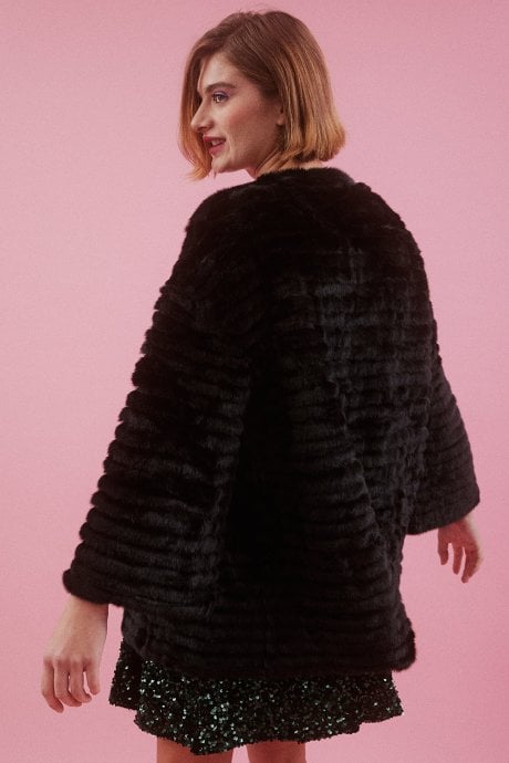JAYLEY Black Faux Fur Over-Sized Coat
