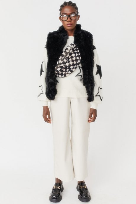 JAYLEY Black Hand Knitted Faux Fur Gilet | Waistcoat