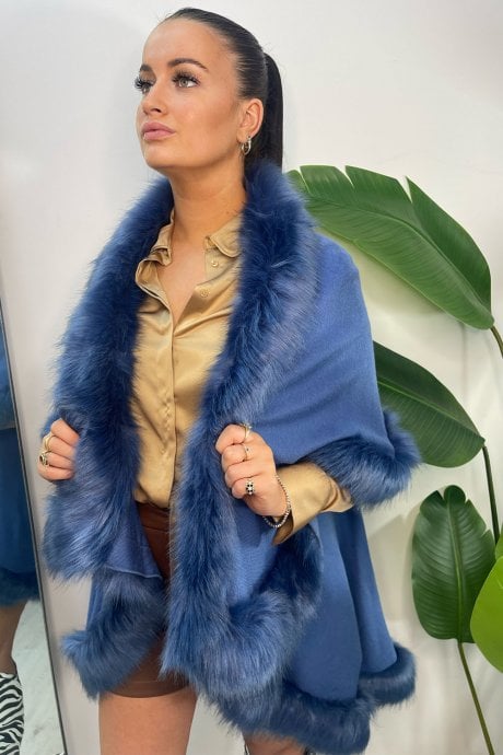 JAYLEY Blue Knitted Luxury Faux Fur Cape