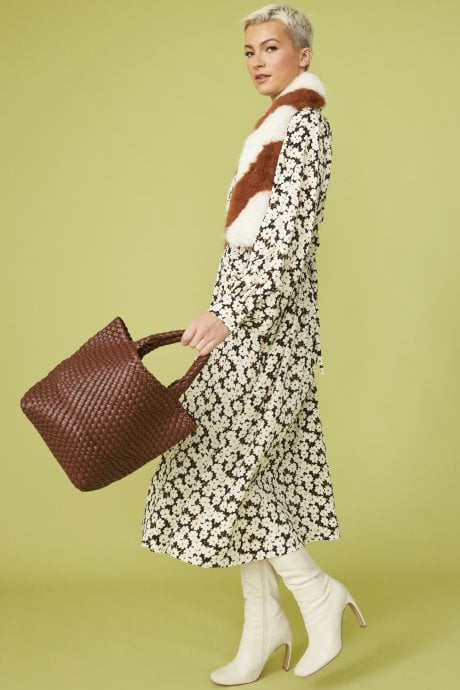 JAYLEY Brown And White Faux Fur Barber Style Scarf