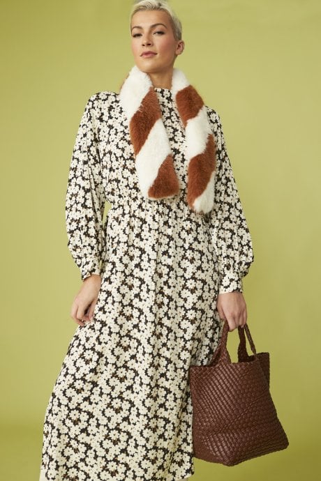 JAYLEY Brown and White Faux Fur Barber Style Scarf