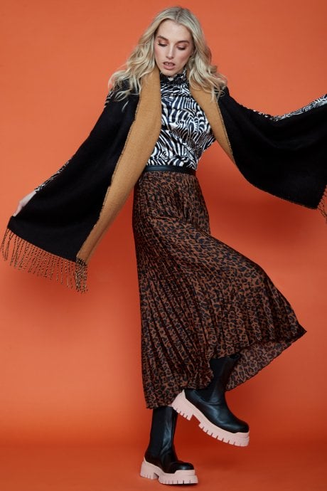 JAYLEY Cashmere Blend Wrap Two Tone Fringed hem and Logo