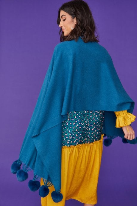 JAYLEY Cashmere blend wrap with love heart poms in Teal