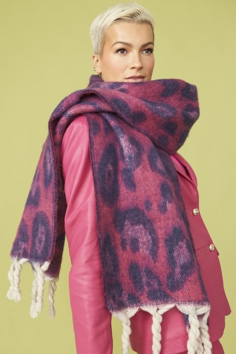 JAYLEY Cashmere Pink And Purple Animal Print Oversized Scarf