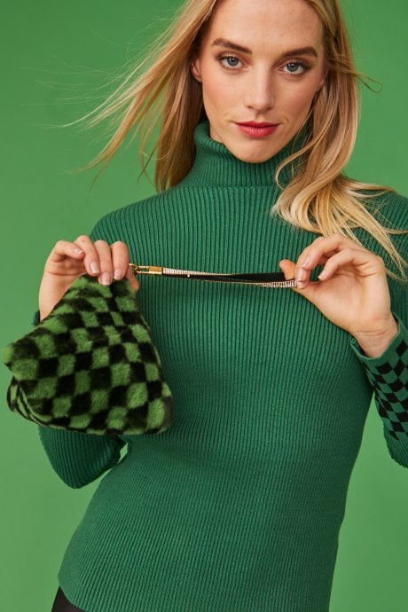 JAYLEY Checkered Green And Black Faux Fur Pyramid Bag