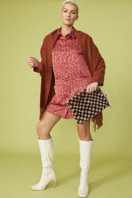 JAYLEY Chocolate Cashmere Blend Wrap With Love Heart Embroidery