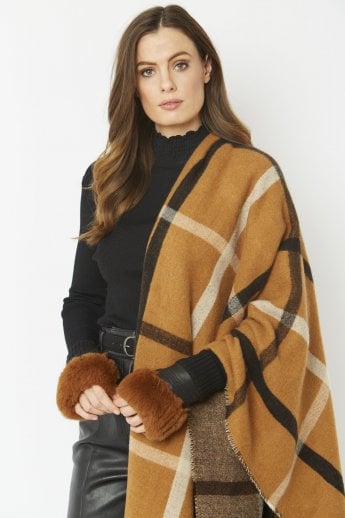 JAYLEY Chocolate Faux Fur Fingerless Gloves