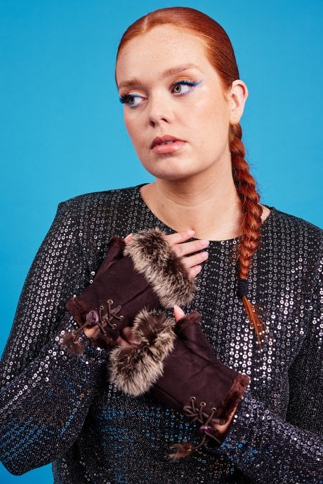 JAYLEY Chocolate Mittens with stylish Fur Finish