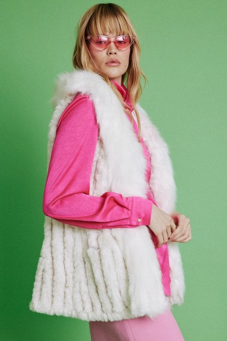 JAYLEY Cream Hand Knitted Faux Fur Gilet | Waistcoat