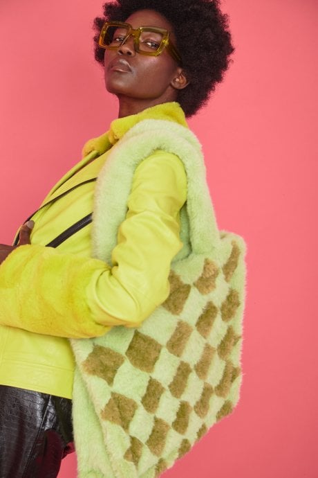 JAYLEY Faux Fur Hand Woven Checkered Tote Bag