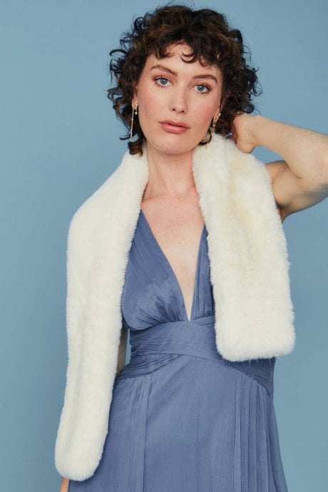 JAYLEY Faux Fur Scarf in Cream