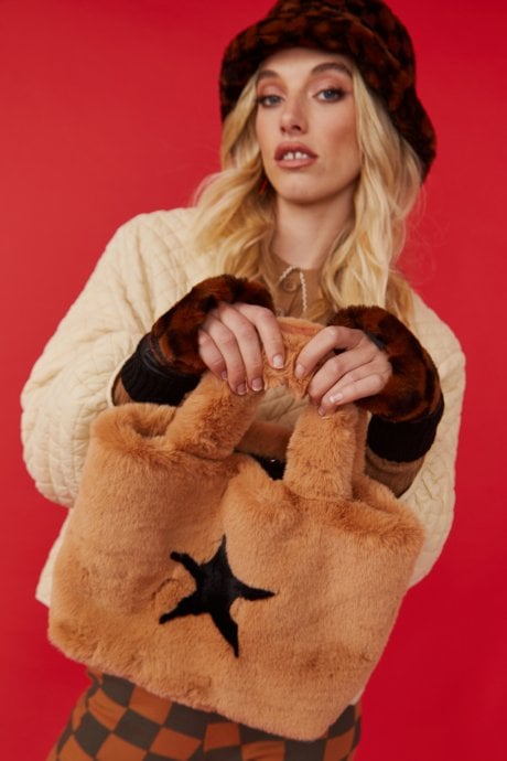 JAYLEY Faux Fur Tote Bag with Star Design