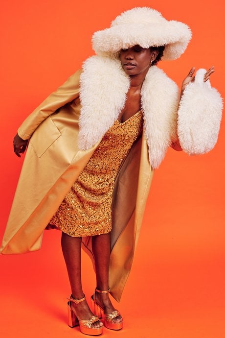 JAYLEY Gold Trench Coat With Belt And Mongolian Fur Collar