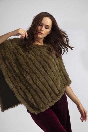 JAYLEY Green Faux Fur Poncho