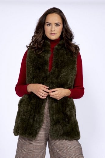 JAYLEY Green Hand Knitted Faux Fur Gilet | Waistcoat