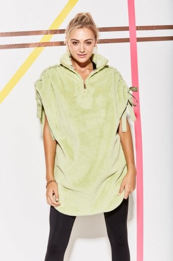 JAYLEY Green Oversize Faux Fur Poncho