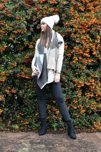 JAYLEY Grey Cashmere Blend Wrap