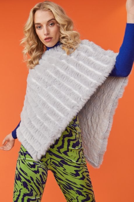 JAYLEY Grey Faux Fur Poncho