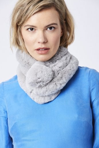 JAYLEY Grey Faux Fur Scarf