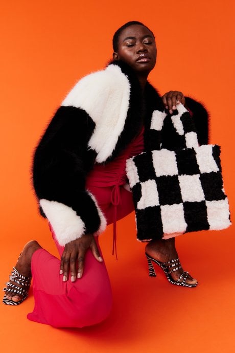 JAYLEY Hand Made Faux Shearling Checkered Tote Tablet Bag in Black and White