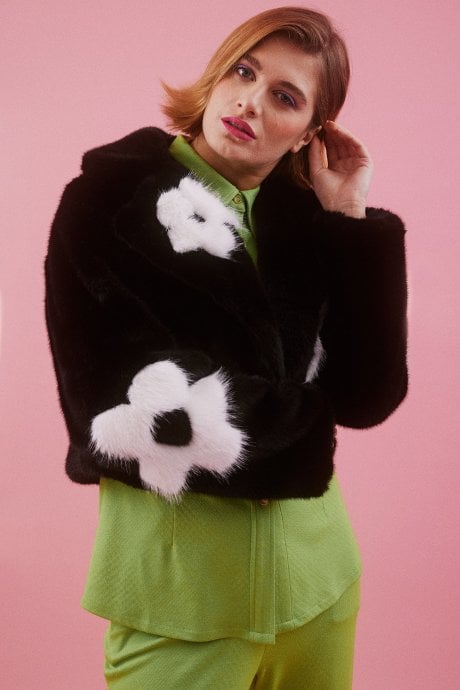 JAYLEY Handmade Bamboo Cropped Jacket With Flower Design