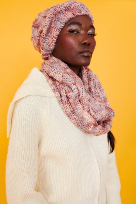 JAYLEY Handmade Knitted Wooly Scarf And Hat Set In Pink Tones