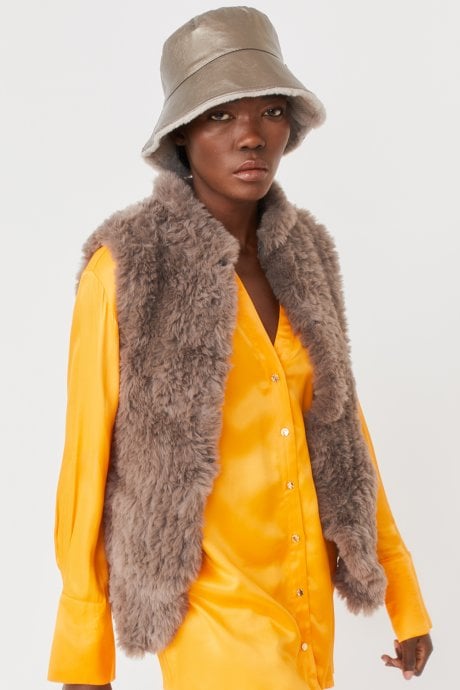 JAYLEY Mocha Hand Knitted Faux Fur Gilet | Waistcoat