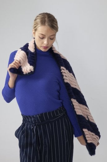 JAYLEY Navy Faux Fur Hand Knitted Scarf