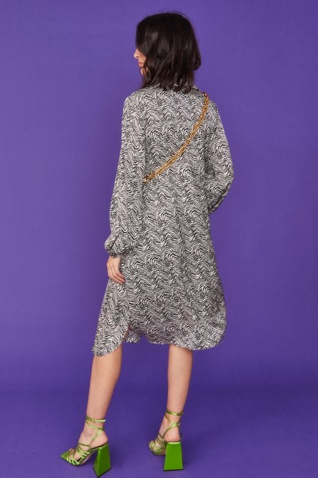 JAYLEY Oversized Silk Shirt Dress In Zebra Print