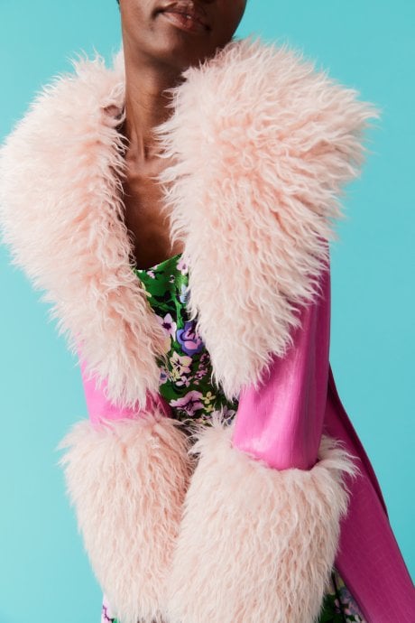 JAYLEY Pink Eco Leather Trench Coat With Faux Mongolian Fur Cuffs And Collar