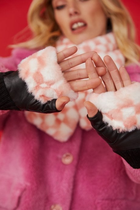 JAYLEY Pink Faux Fur Check Fingerless Gloves