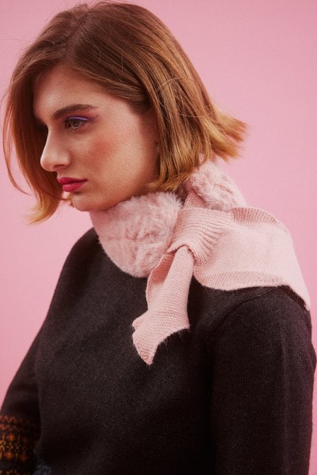 JAYLEY Pink Faux Fur Scarf