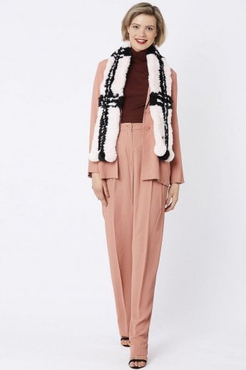 JAYLEY Pink Hand Knitted Faux Fur Scarf